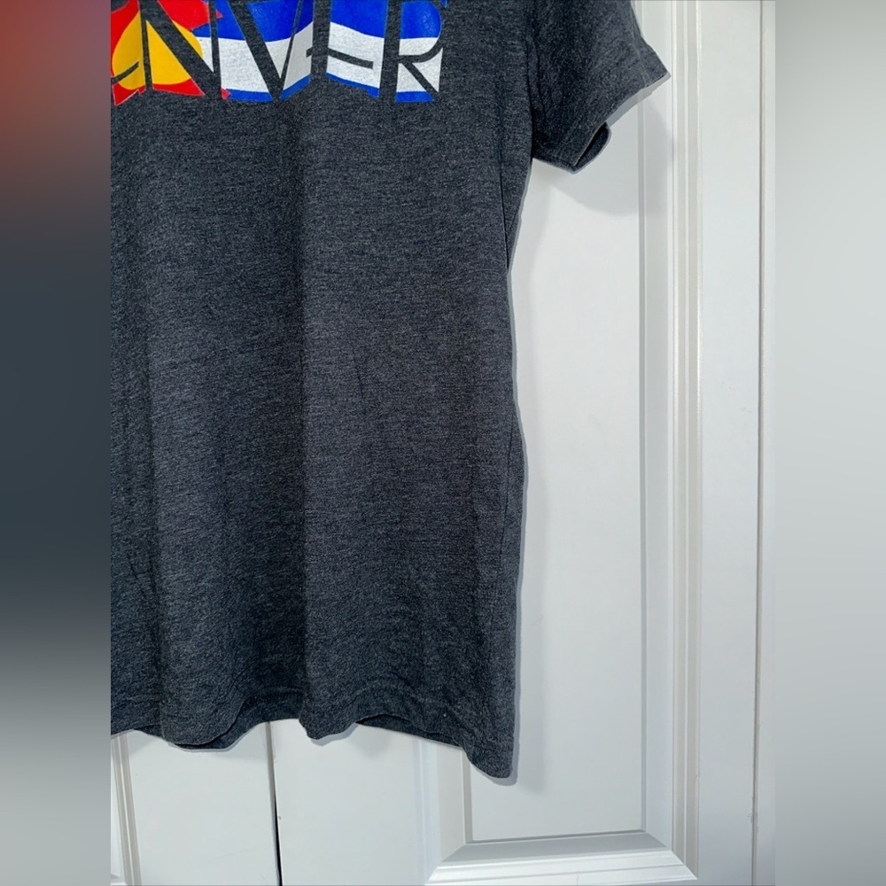 Denver Colorado Artistic Logo Lightweight T Shirt S - Picture 4 of 5